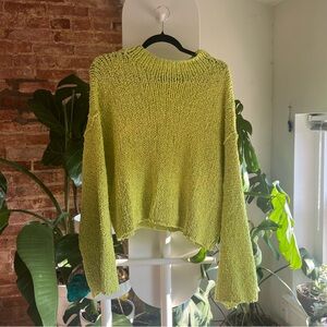 Lime green chunky soft bell sleeves sweater Anthropologie Large